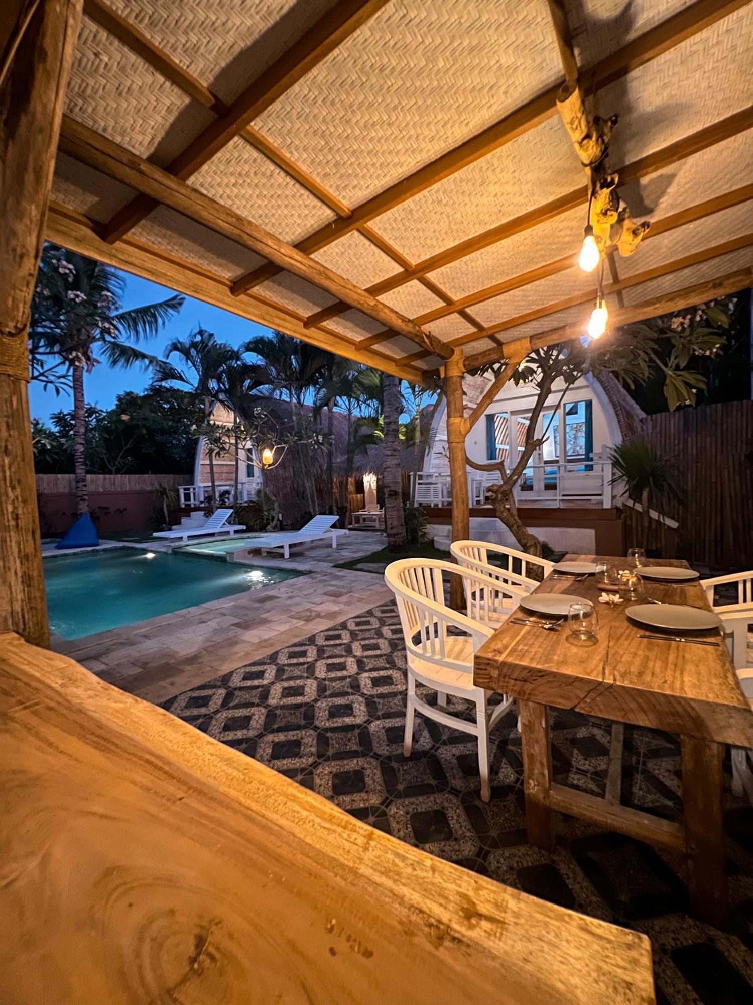 Coconut Dream Villas Τζίλι Τραγουανγκάν Εξωτερικό φωτογραφία