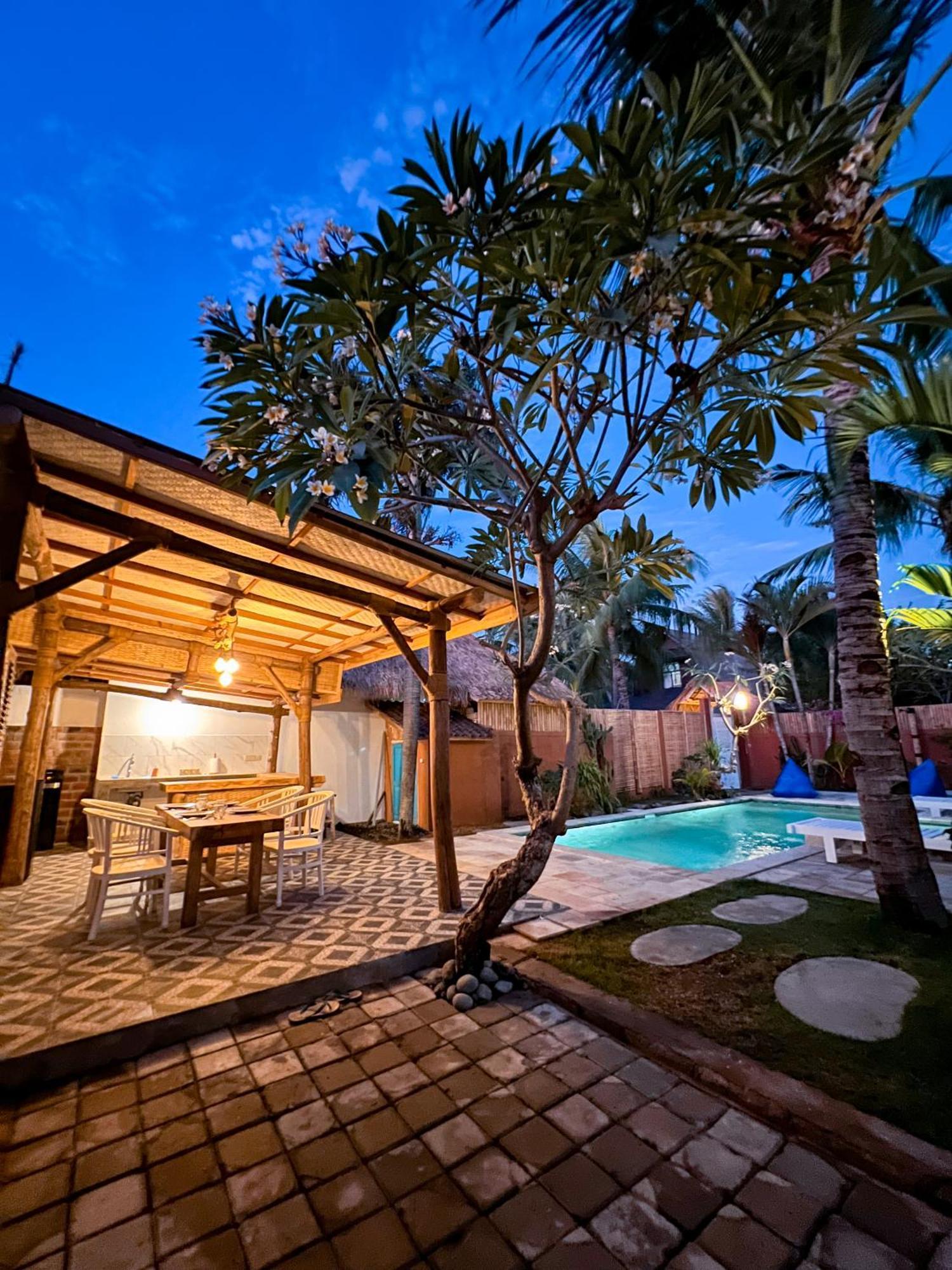 Coconut Dream Villas Τζίλι Τραγουανγκάν Εξωτερικό φωτογραφία